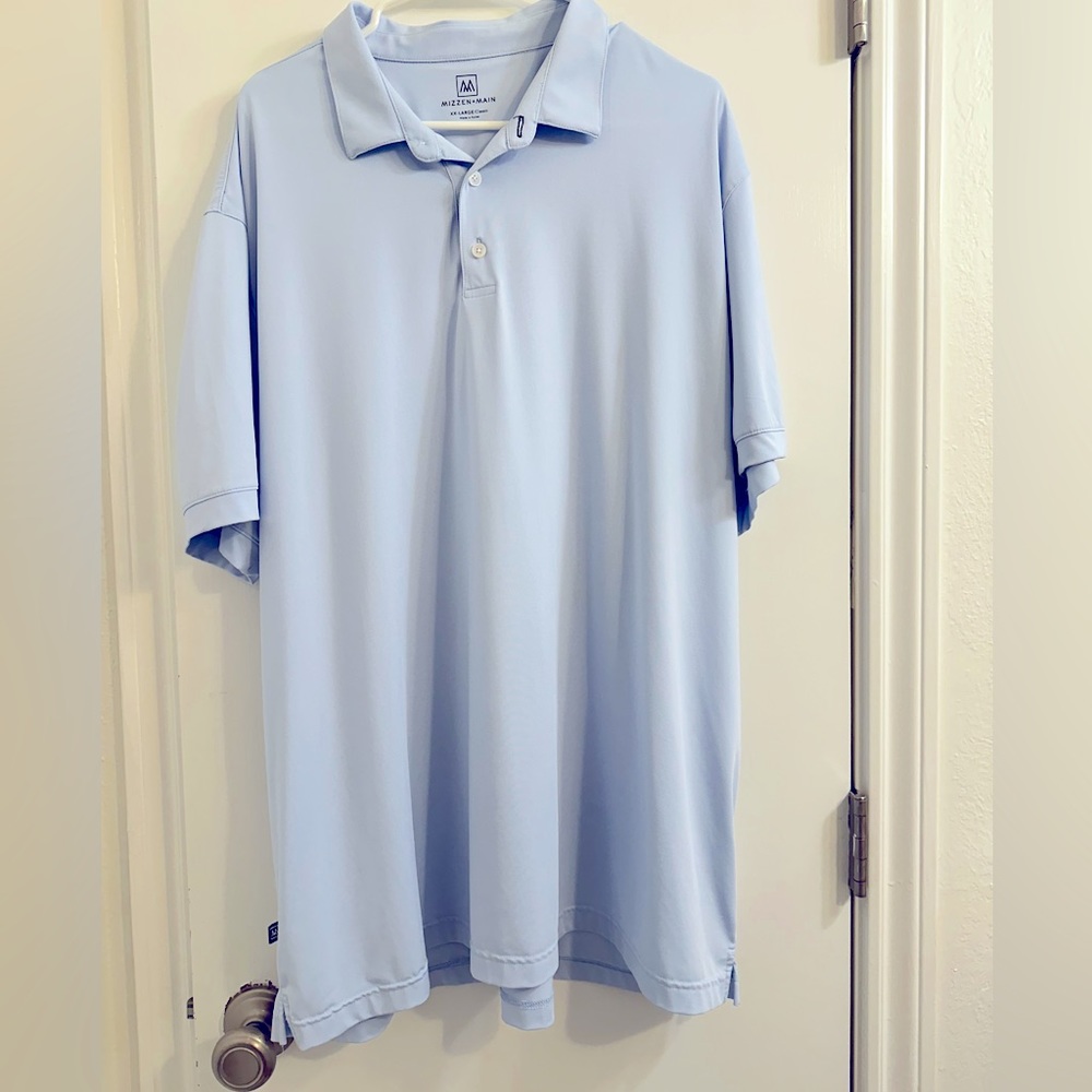 Mizzen + Main XXL baby blue performance polo. Excellent condition.